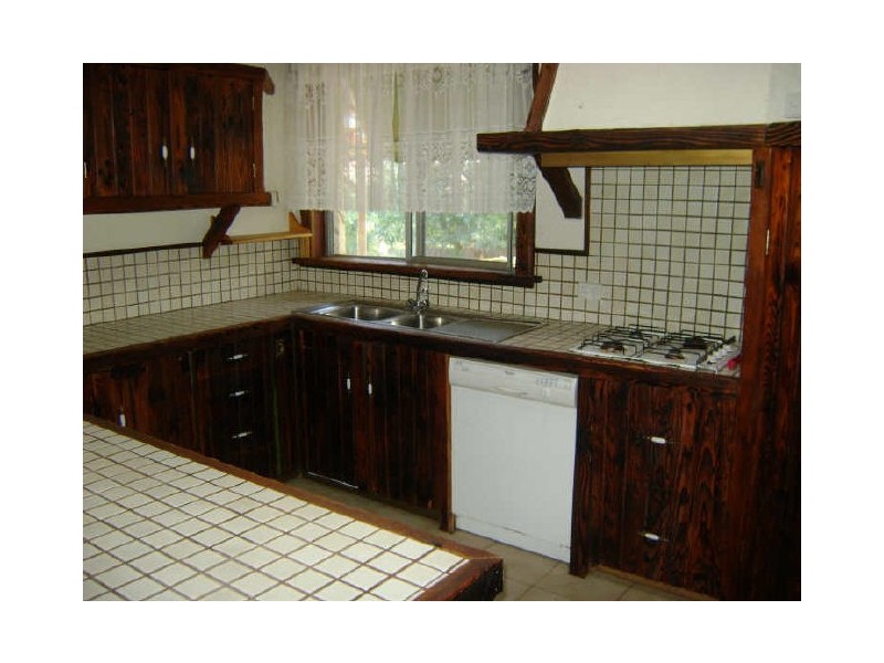 23 Surrey Road, Mount Waverley VIC 3149