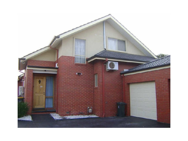 2/17 Golflinks Avenue, Oakleigh VIC 3166