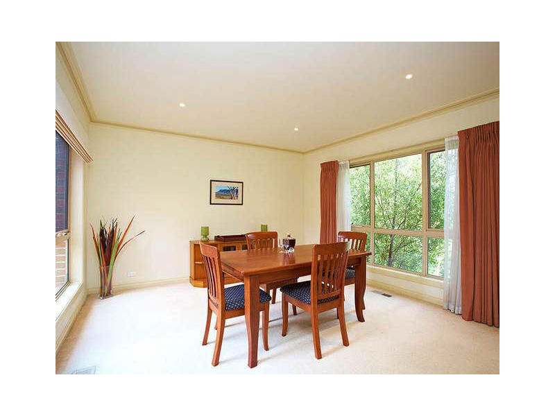 1/31 Simpson Drive, Mount Waverley VIC 3149