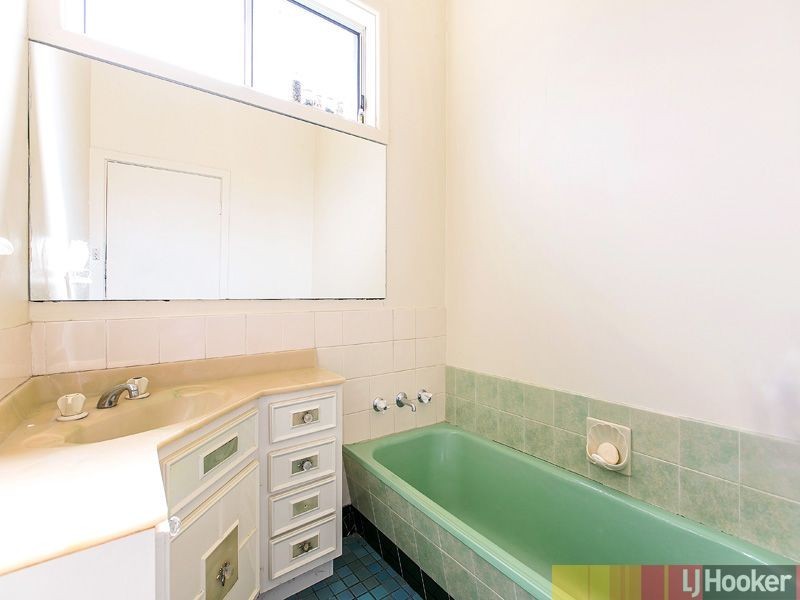 23 Andrew Street, Oakleigh VIC 3166