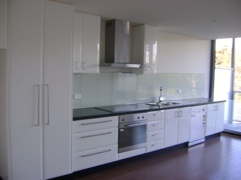 4/30 Swindon Road, Hughesdale VIC 3166