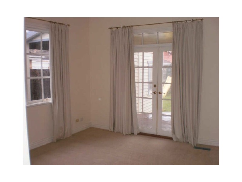 269 Grange Road, Ormond VIC 3204