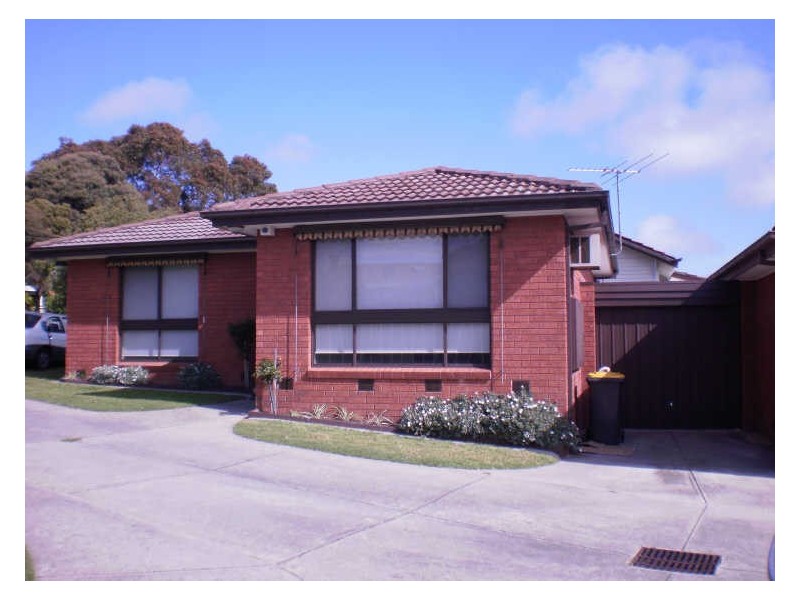 1/1 York Avenue, Oakleigh VIC 3166