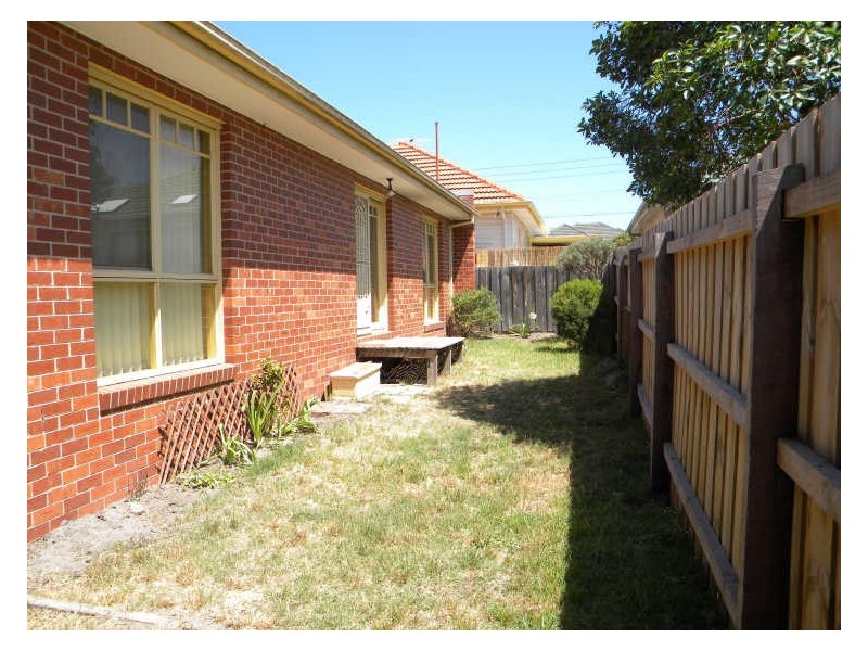 2/12 Lerina Street, Oakleigh East VIC 3166