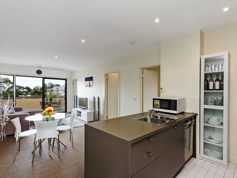 23/1 Monash Green Drive, Clayton VIC 3168