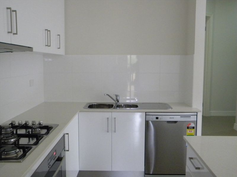 3/4 Hiscock Street, Chadstone VIC 3148