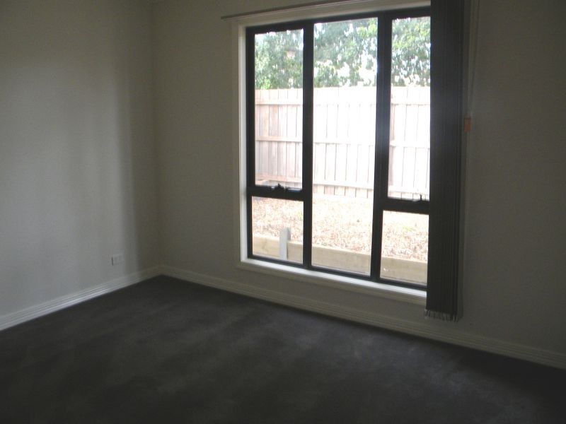 3/4 Hiscock Street, Chadstone VIC 3148