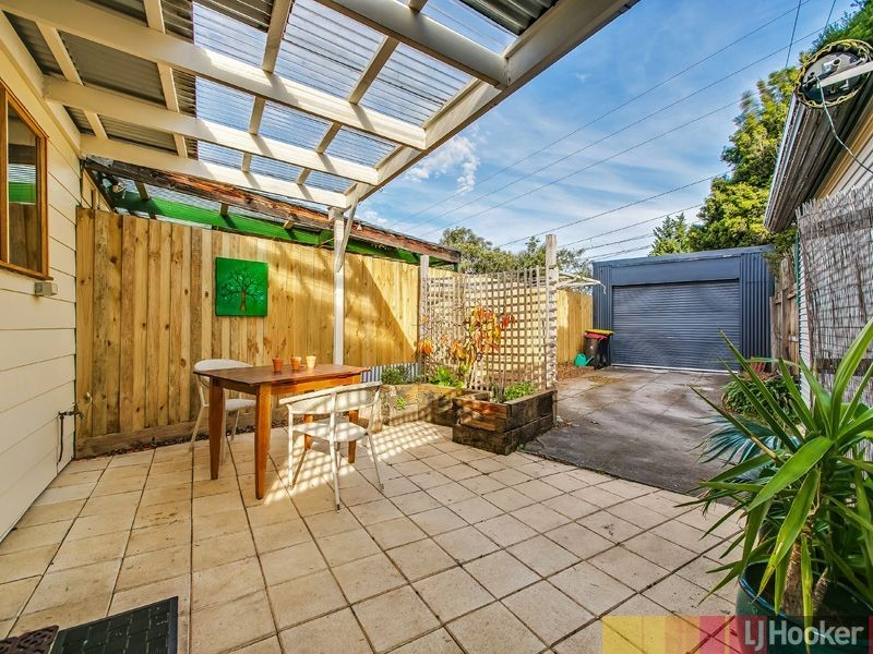 72 Willesden Road, Hughesdale VIC 3166