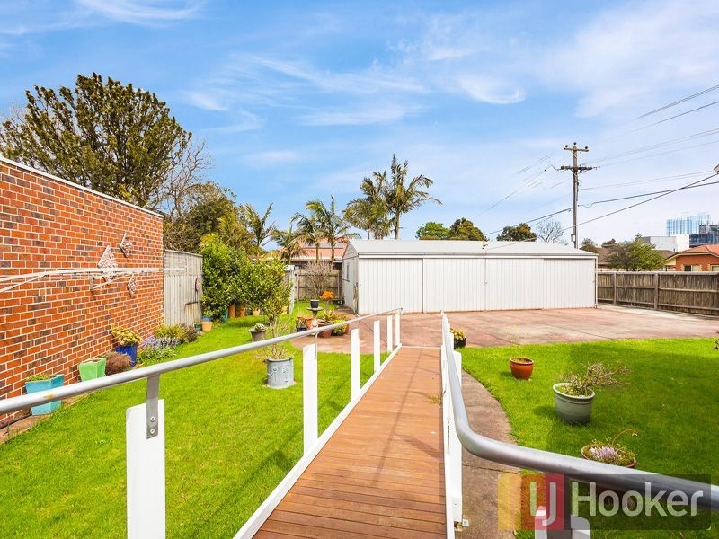 2 Fortuna Street, Clayton VIC 3168