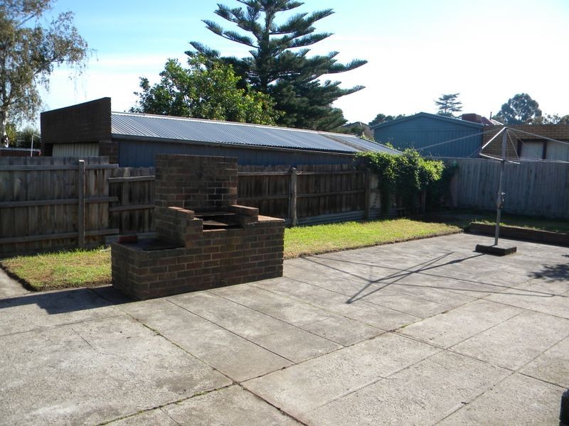 1 Simon Street, Clayton South VIC 3169