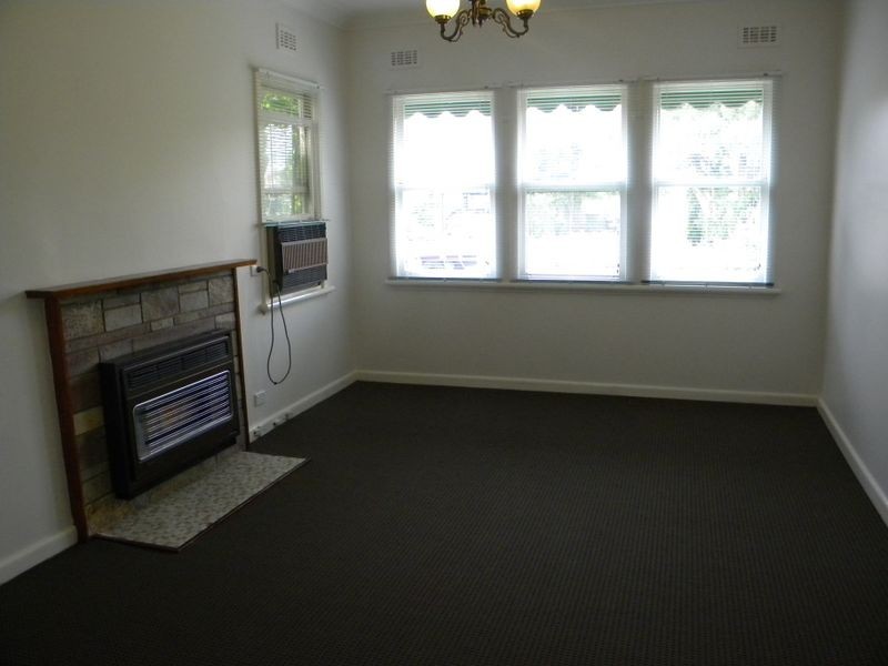 1 Hallow Street, Bentleigh East VIC 3165