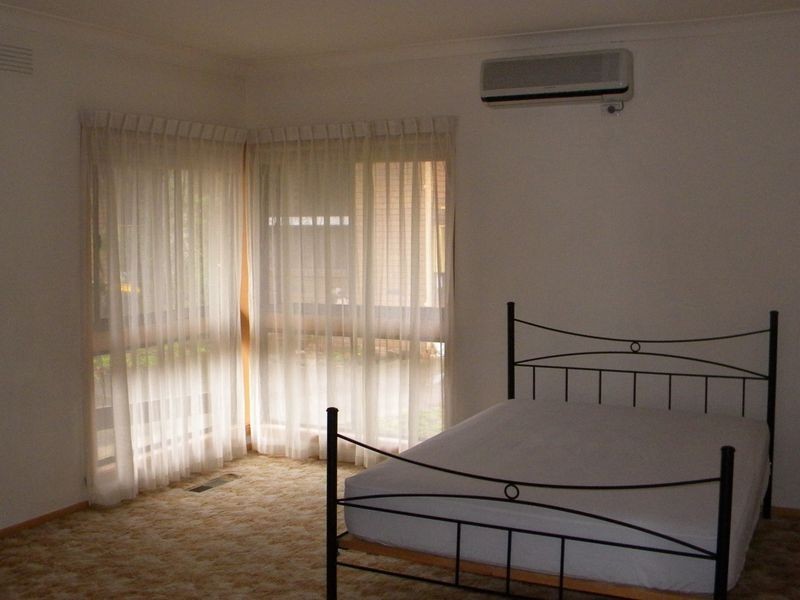 24/114-118 Ferntree Gully Road, Oakleigh East VIC 3166