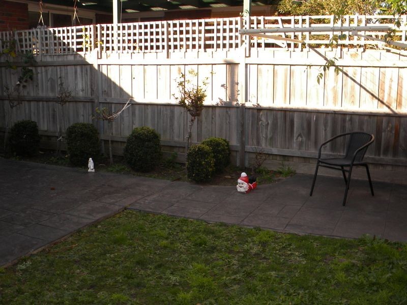 2/16 Hinkler Avenue, Bentleigh East VIC 3165