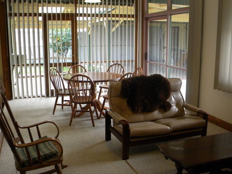 27 Clyde Street, Oakleigh VIC 3166