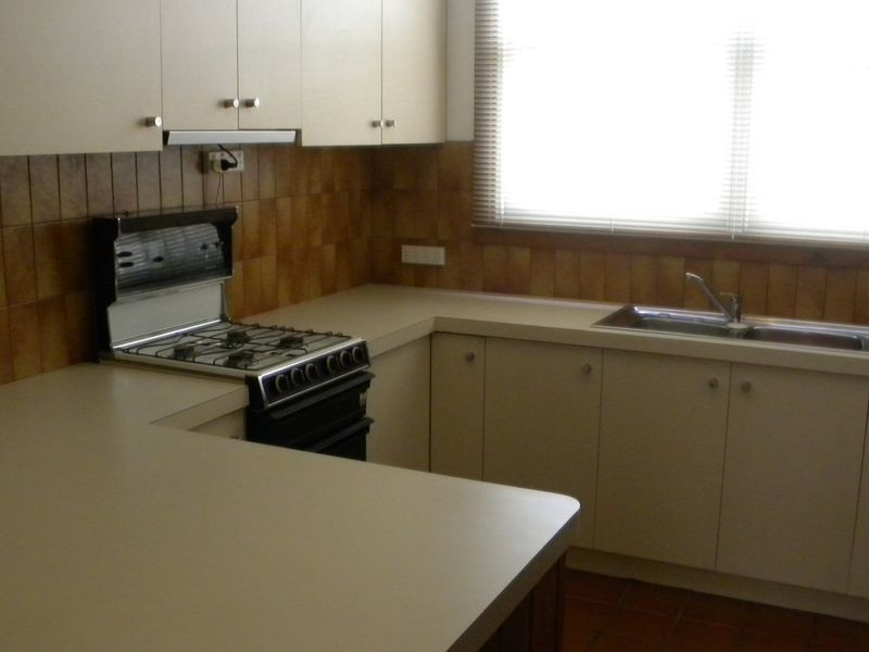 27 Clyde Street, Oakleigh VIC 3166