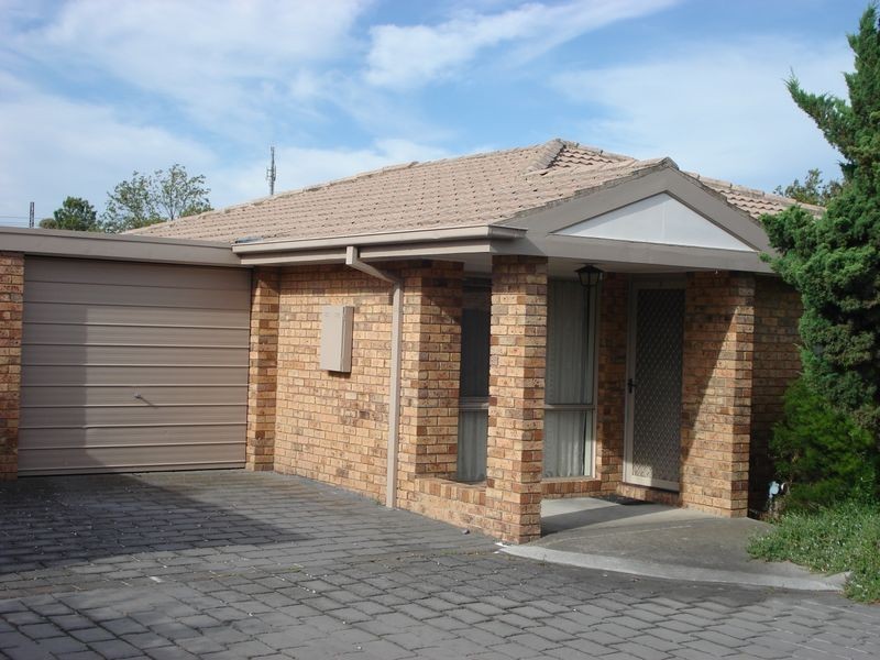 3/8-10 Golf Links Avenue, Oakleigh VIC 3166