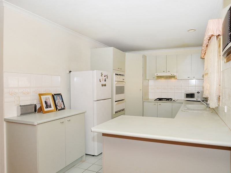 3/8-10 Golf Links Avenue, Oakleigh VIC 3166