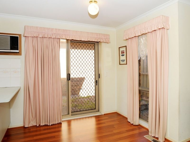 3/8-10 Golf Links Avenue, Oakleigh VIC 3166