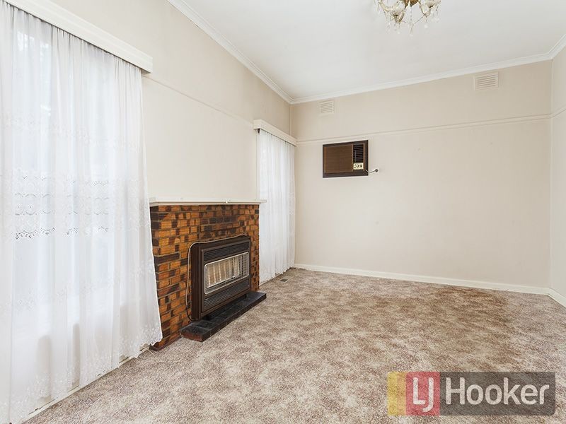 11 Bond Street, Clayton South VIC 3169