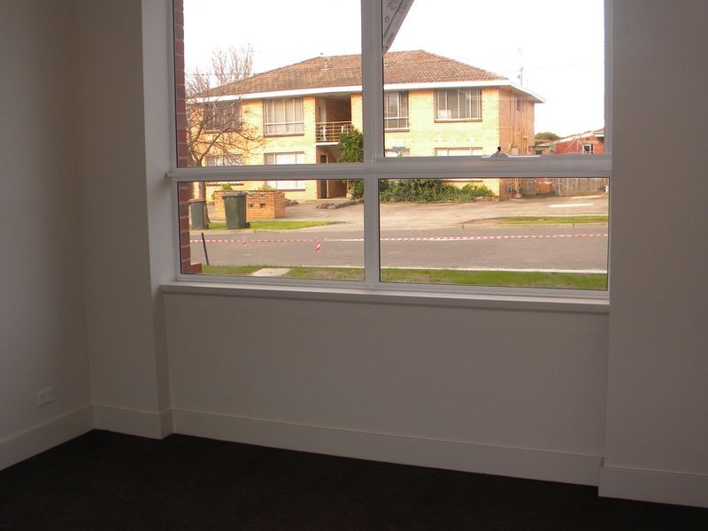 2/103 Atherton Road, Oakleigh VIC 3166