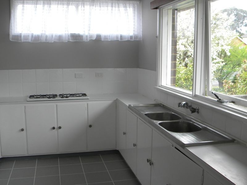 36 Outlook Road, Mount Waverley VIC 3149