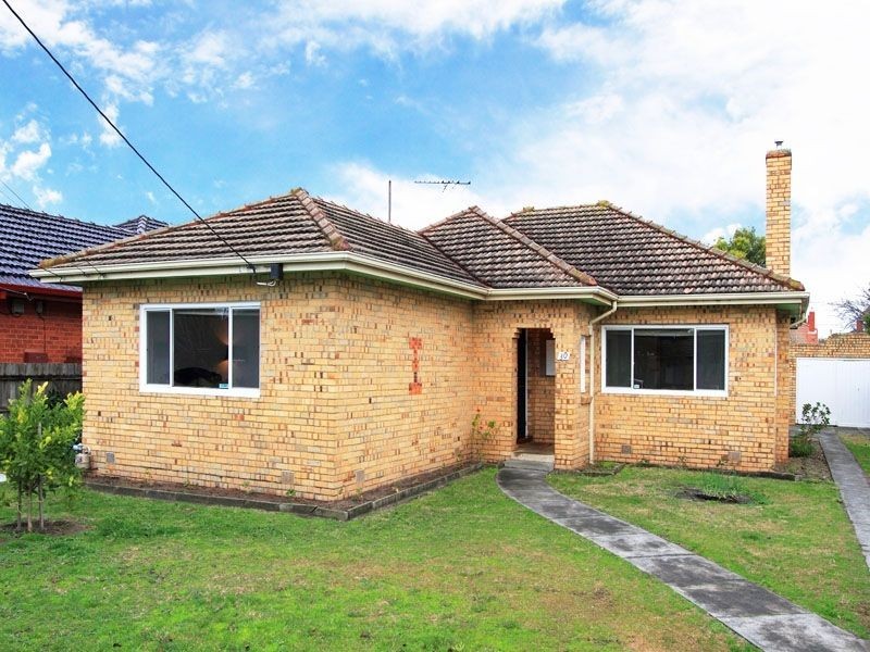 30 Moorookyle Avenue, Hughesdale VIC 3166