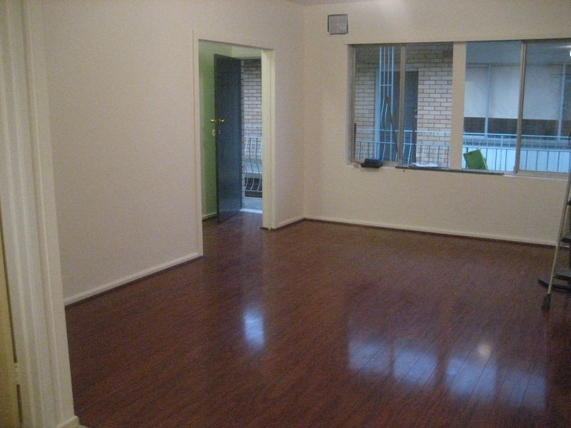 8/1927 Dandenong Road, Clayton VIC 3168
