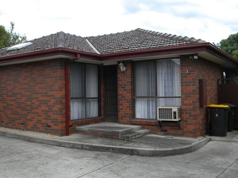 3/3 Golf Road, Oakleigh South VIC 3167