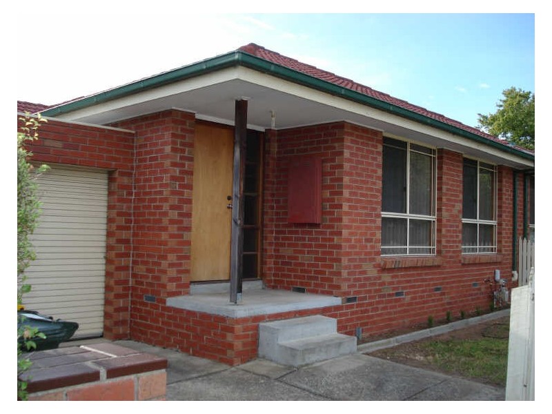 3/8 Stewart Road, Oakleigh East VIC 3166