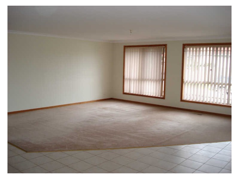 3/8 Stewart Road, Oakleigh East VIC 3166