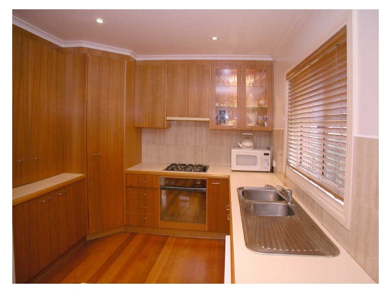 2/24 Strelden Avenue, Oakleigh East VIC 3166