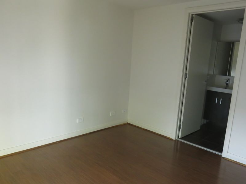 7/30 Swindon Road, Hughesdale VIC 3166