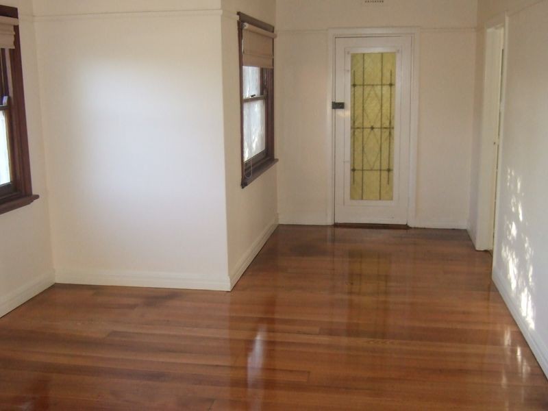 10 Dallas Avenue, Hughesdale VIC 3166