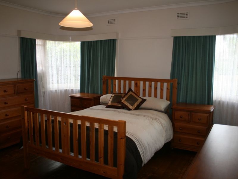 912 Centre Road, Bentleigh East VIC 3165