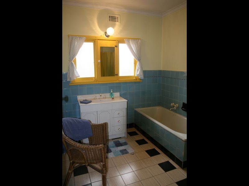 912 Centre Road, Bentleigh East VIC 3165