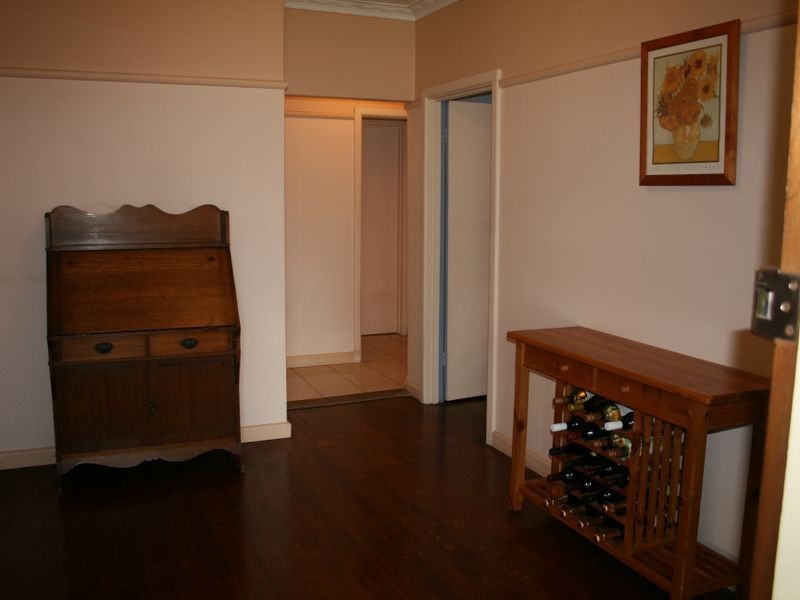 912 Centre Road, Bentleigh East VIC 3165