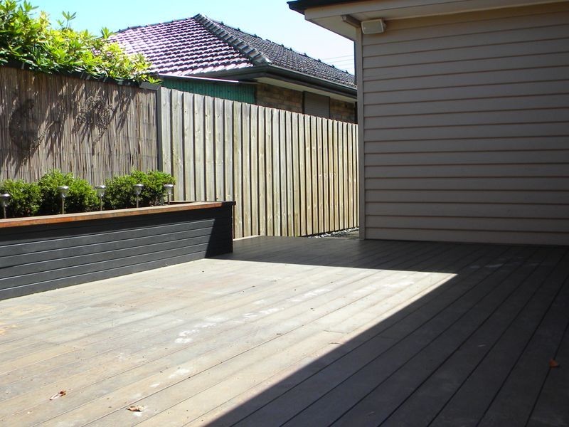 1/108 Haughton Road, Oakleigh VIC 3166