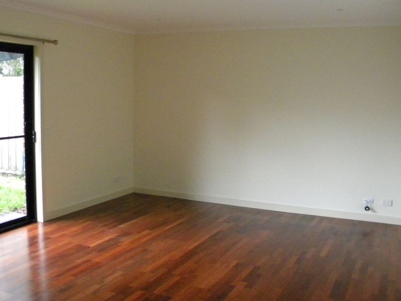 2/13 Jason Street, Oakleigh South VIC 3167