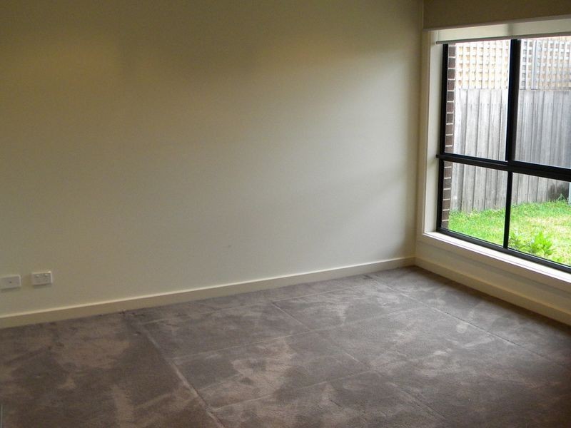 2/13 Jason Street, Oakleigh South VIC 3167