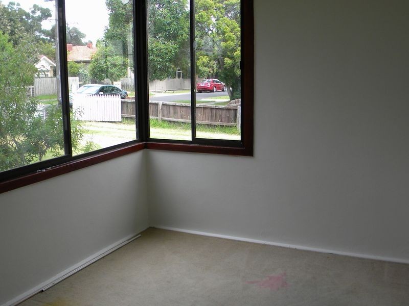 11 Simmonds Street, Hughesdale VIC 3166