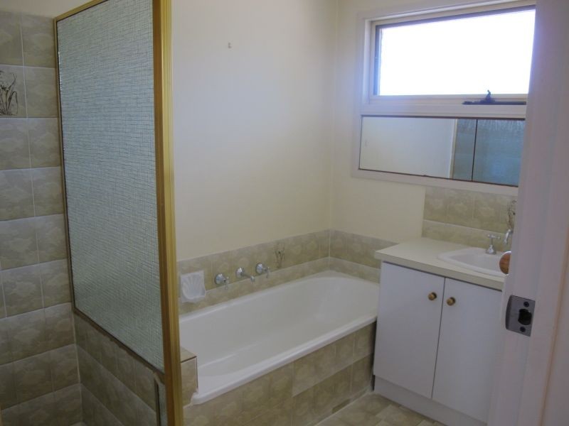 2/6 Pask Street, Oakleigh East VIC 3166