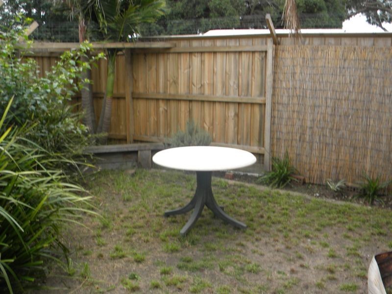 2/6 Pask Street, Oakleigh East VIC 3166