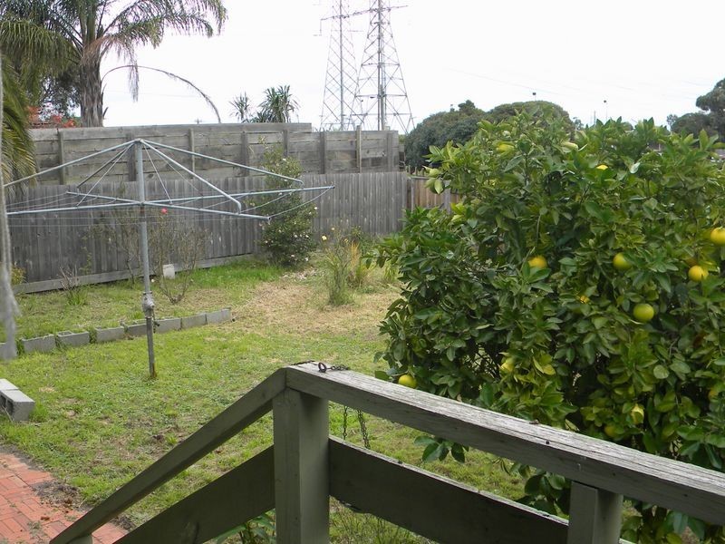 19 Lewton Road, Mount Waverley VIC 3149