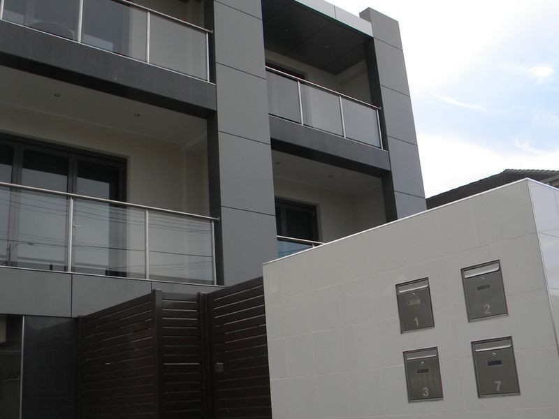 2/7 Neerim Grove, Hughesdale VIC 3166