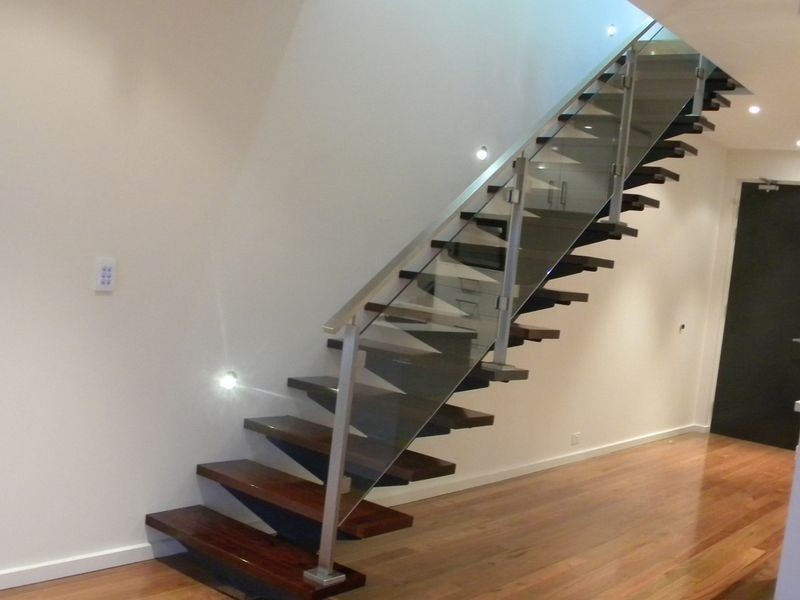 2/7 Neerim Grove, Hughesdale VIC 3166