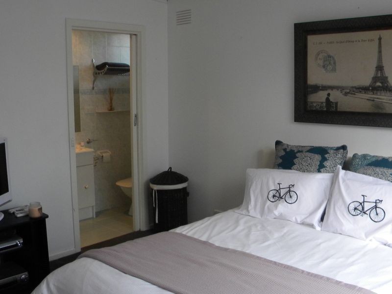 13 Genine Avenue, Heatherton VIC 3202