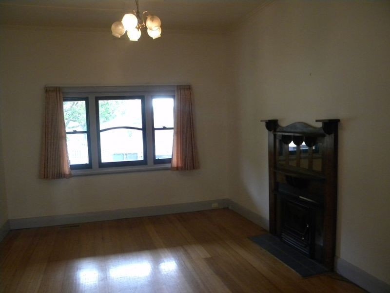 4 Andrew Street, Oakleigh VIC 3166