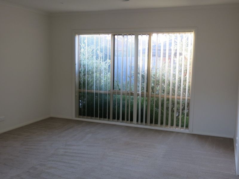 2/76 Barrington Street, Bentleigh East VIC 3165