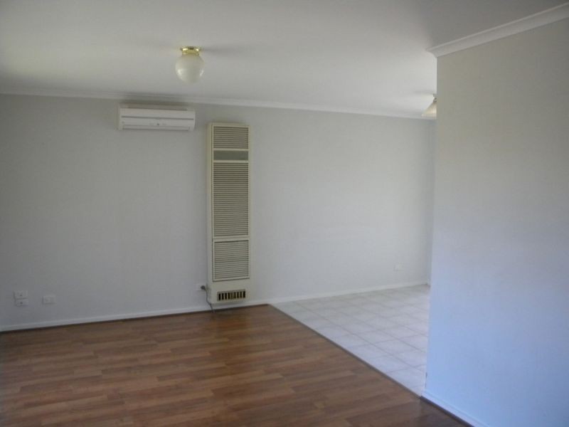 2/2 Acacia Avenue, Oakleigh South VIC 3167