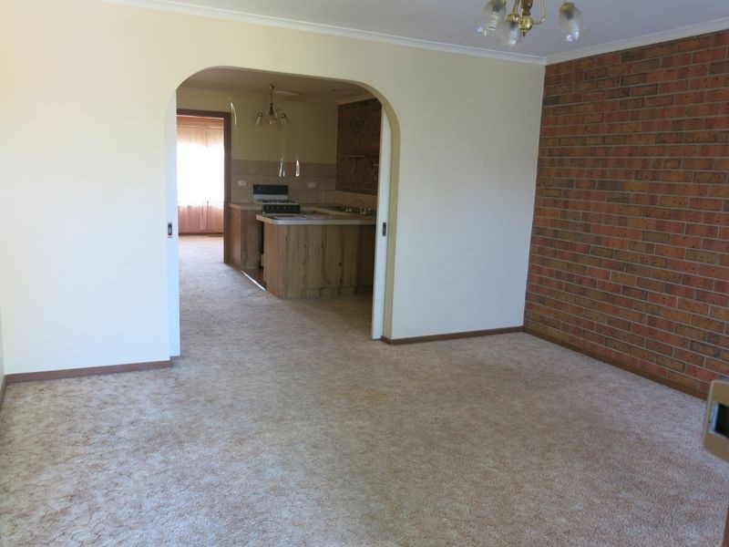 2/8 Valley Street, Oakleigh South VIC 3167